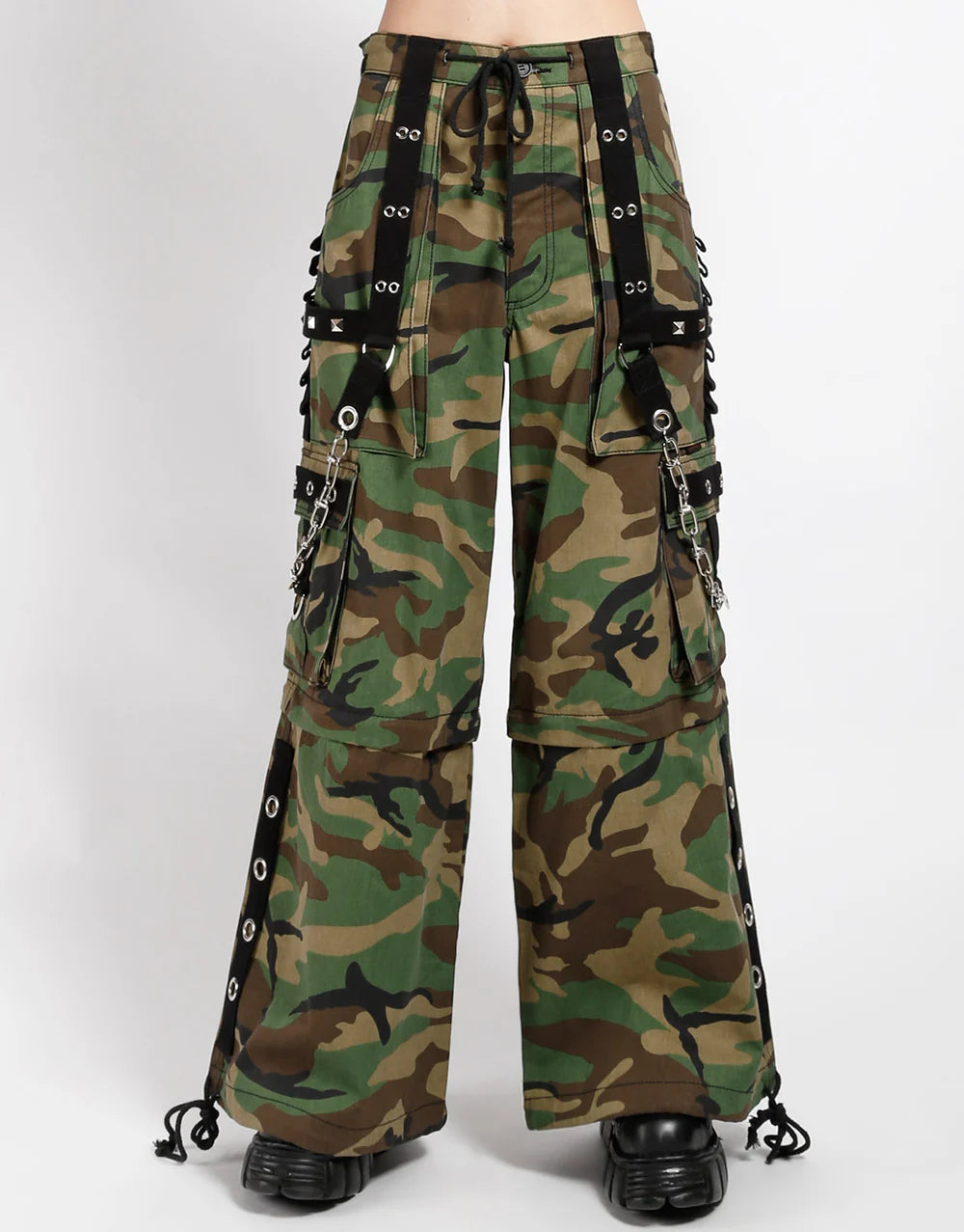 camo cargo pants​
