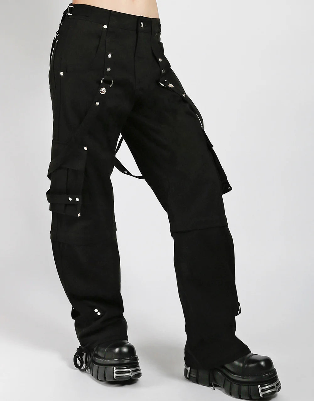 baggy cargo pants