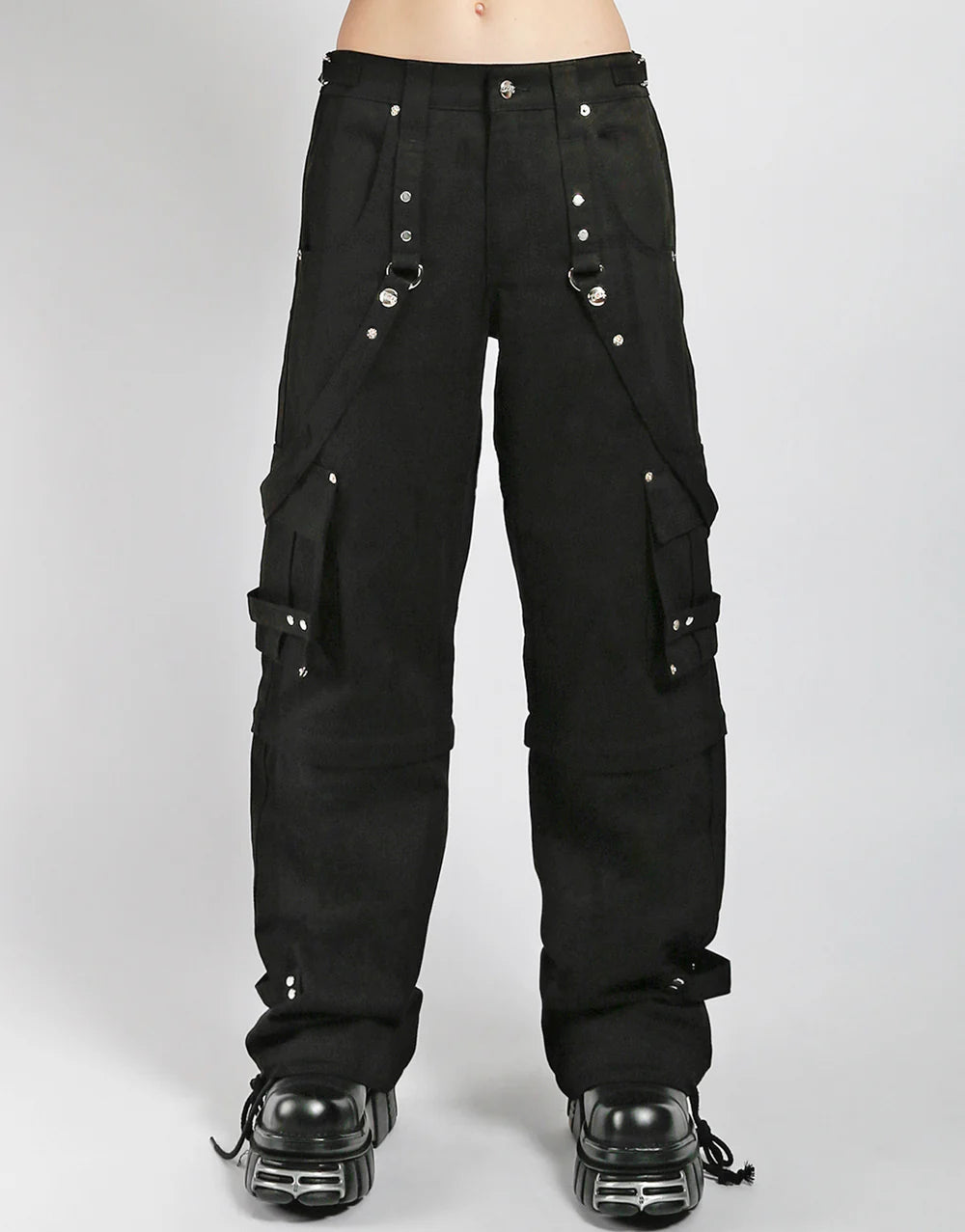 baggy cargo pants